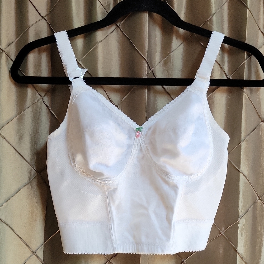 EUC- VINTAGE 1950's Long Line Soft Cup Shapewear Bra
